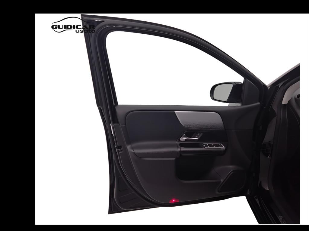 Mercedes-Benz Classe B - W247 2018 - B 180 d Sport auto