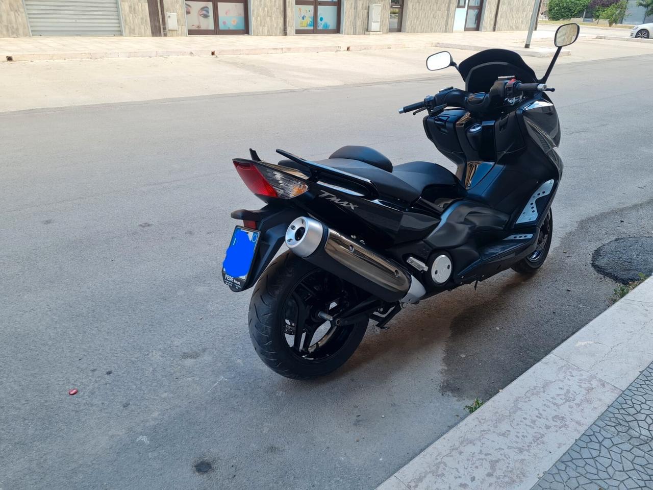 YAMAHA T MAX 500 PARI AL NUOVO