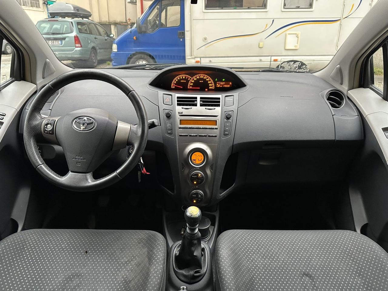 Toyota Yaris 1.3 5 porte Sol