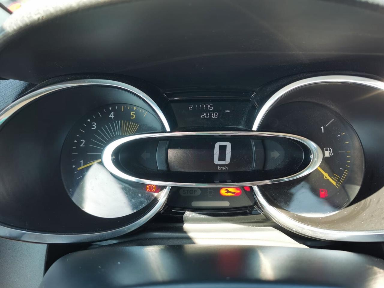 Renault Clio 1.5 dCi 8V 90CV 5P. Costume National