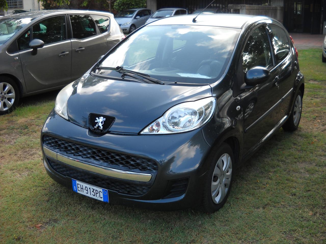 Peugeot 107 1.0 68CV 5p. Plaisir