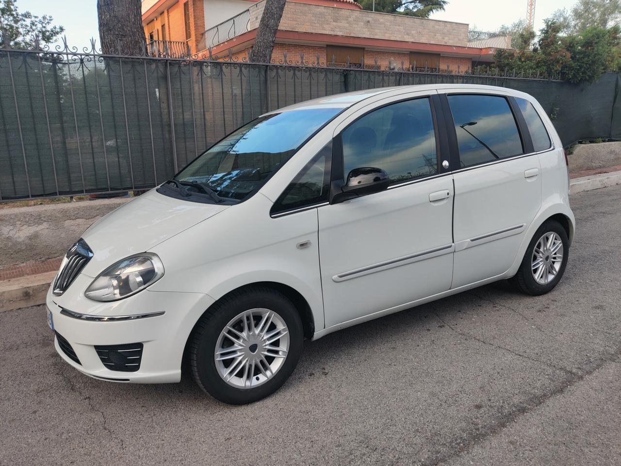 Lancia MUSA 1.4 8V Ecochic (GPL) Gold 2012