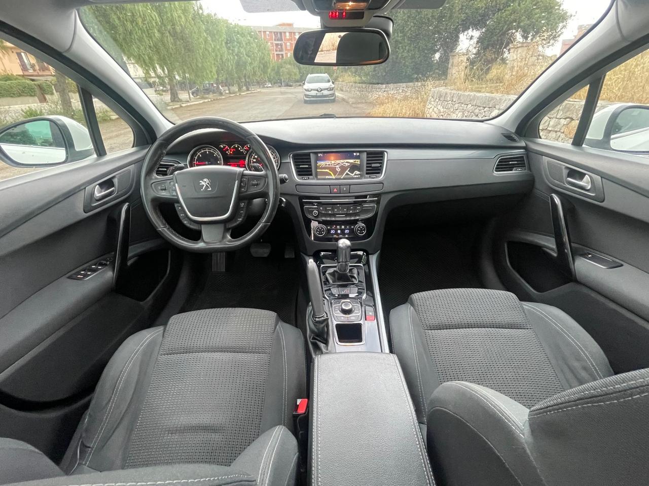 Peugeot 508 1.6 e-HDi 115CV cambio robotizzato S&S SW Ciel Allure