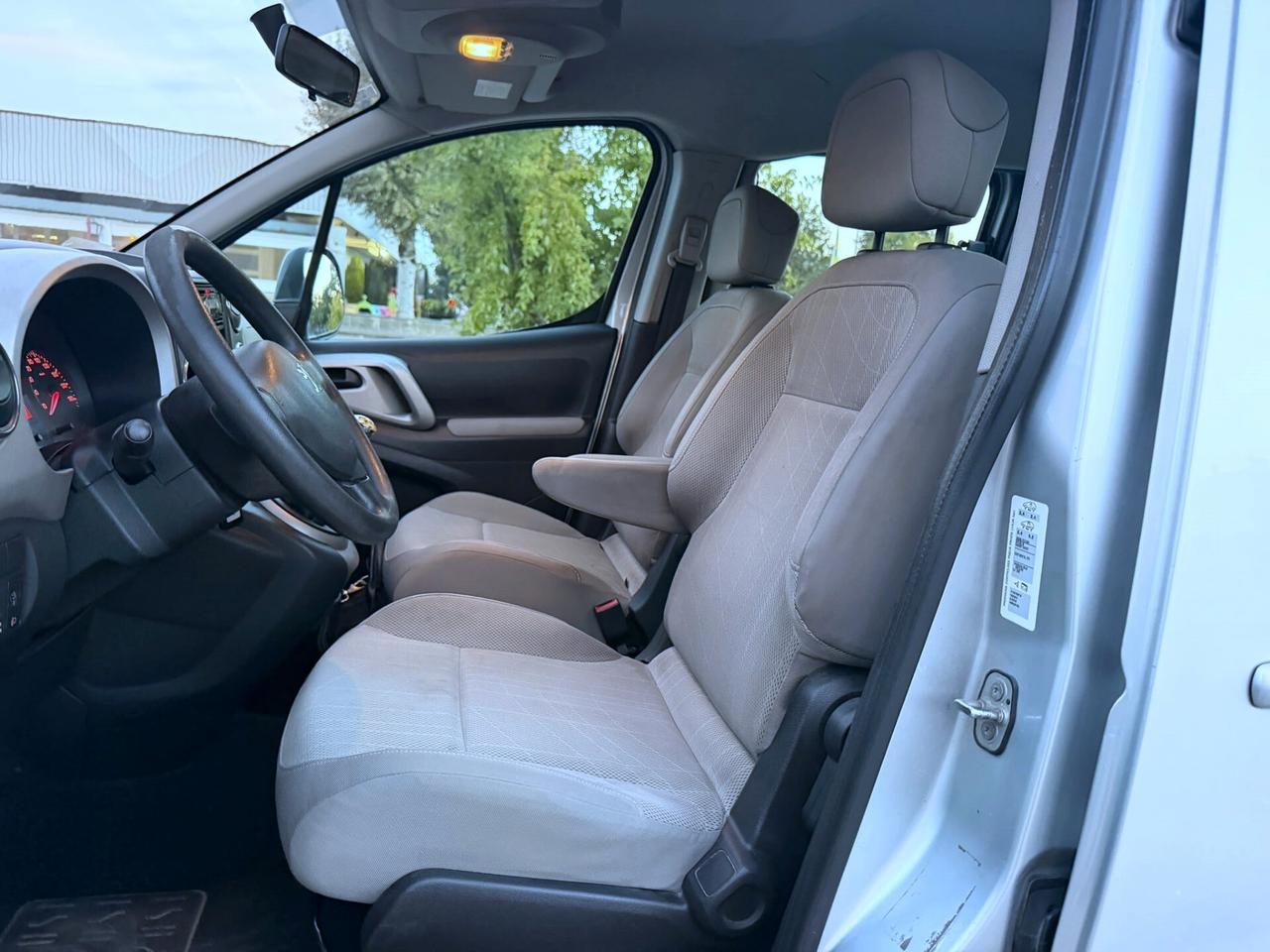 PEUGEOT PARTNER TEPEE 1.6 HDi 90CV FULL SPAZIOSA