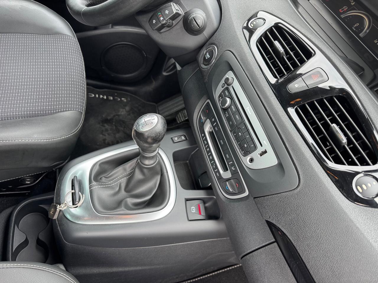 Renault Scenic 1.5 dCi 110CV neopatentato