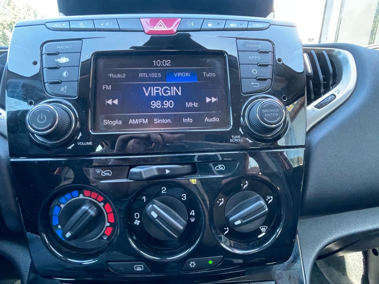 Lancia Ypsilon 1.2 69 CV 5 porte GPL Ecochic Silver X NEOPATENTATI