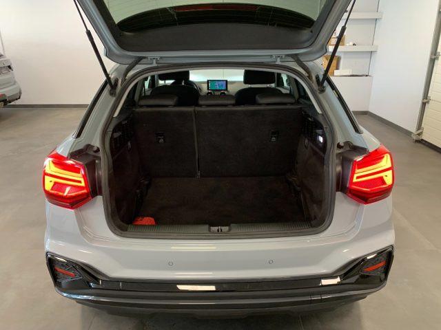 AUDI Q2 30 TFSI S line Edition Identity Black