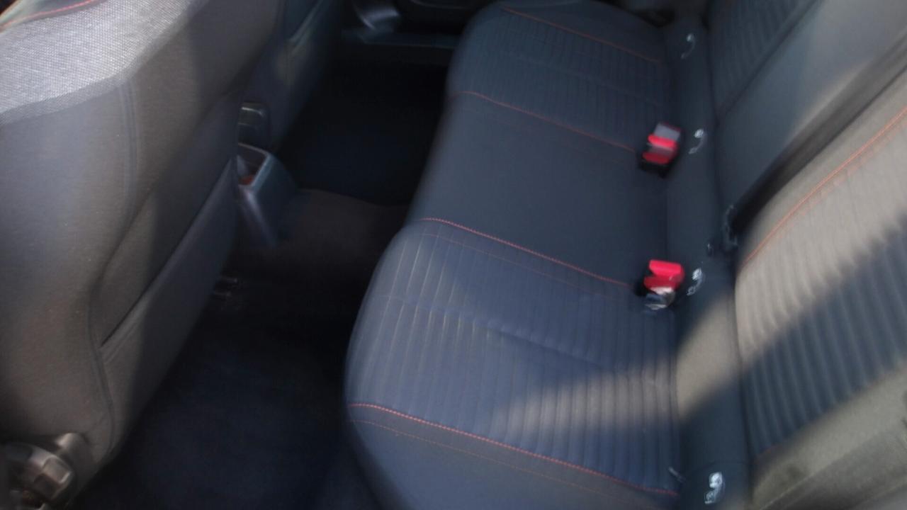 PEUGEOT 2008 1.5 DIESEL-2020-PREZZO PROMO!