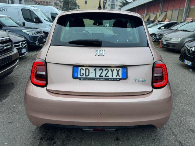FIAT 500e Berlina 42 kWh Icon