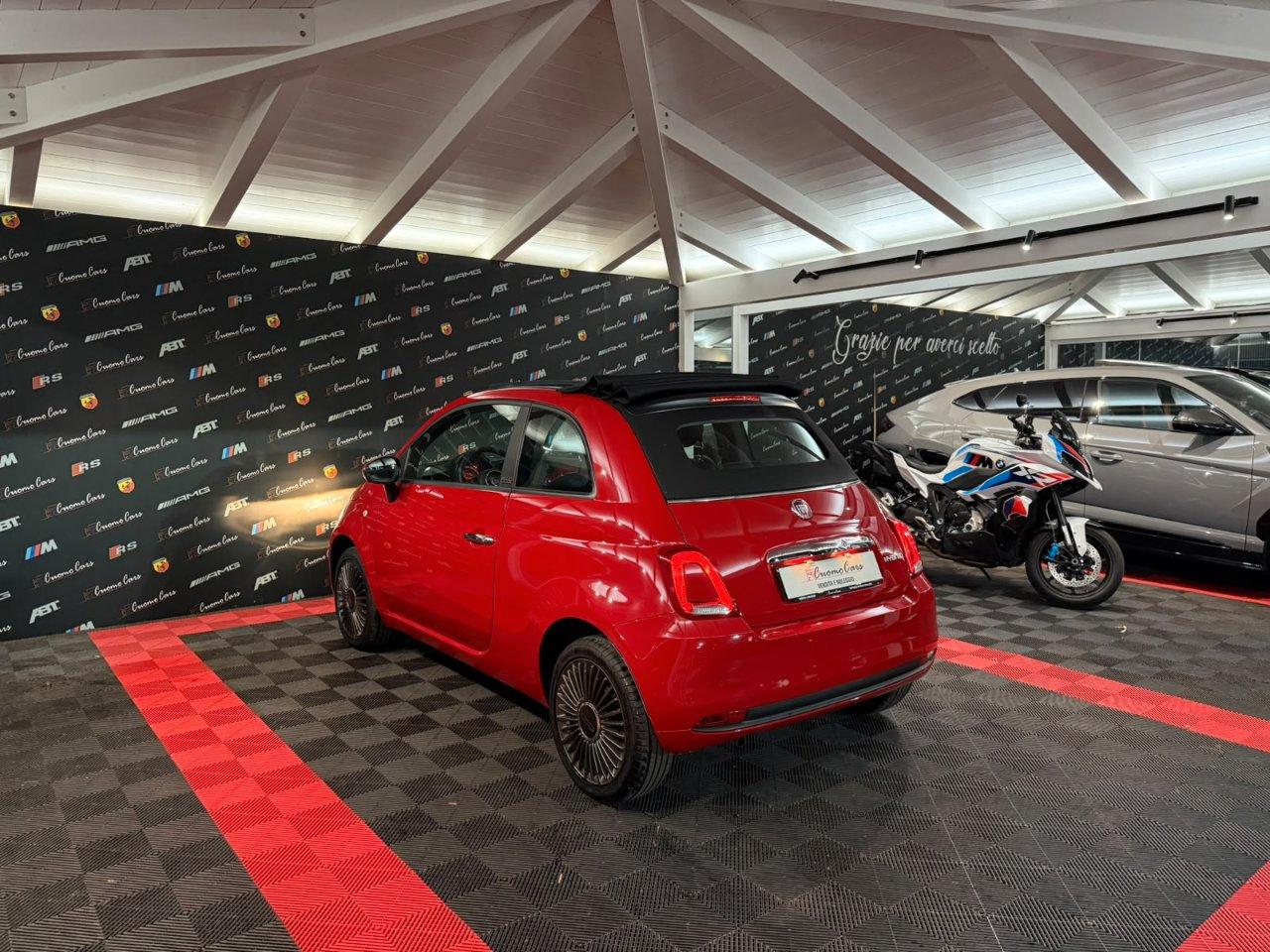 Fiat 500C 1.0 Hybrid Red