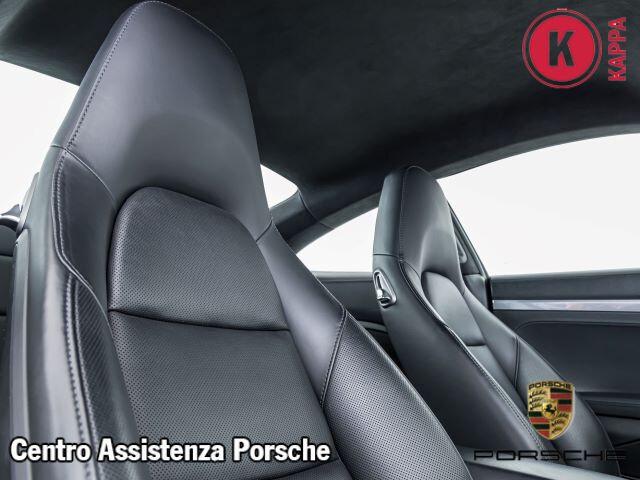 Porsche 911 3.8 Carrera 4S Coupé