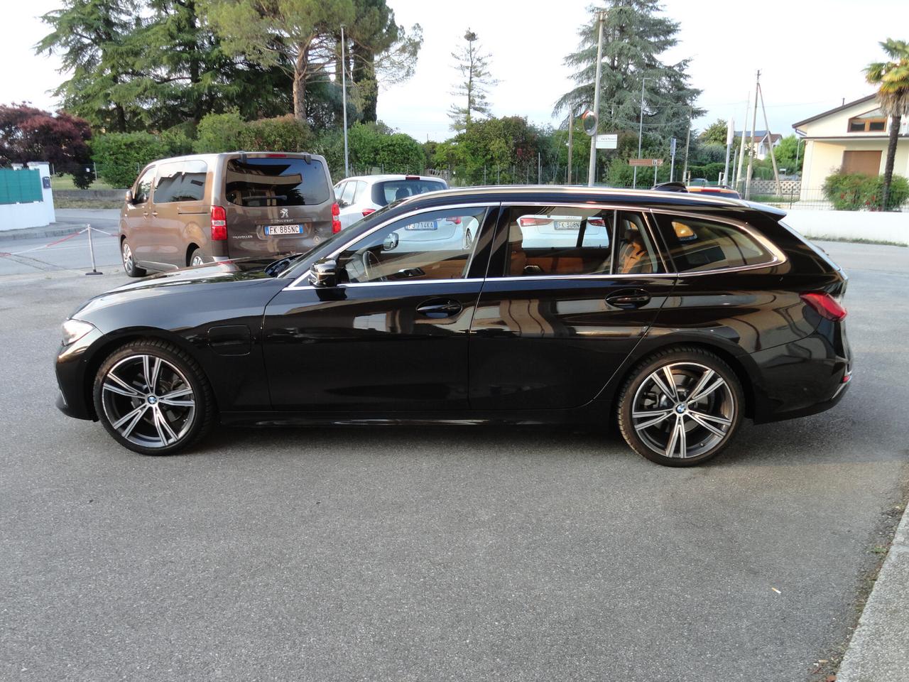 Bmw 320 320e Touring Luxury