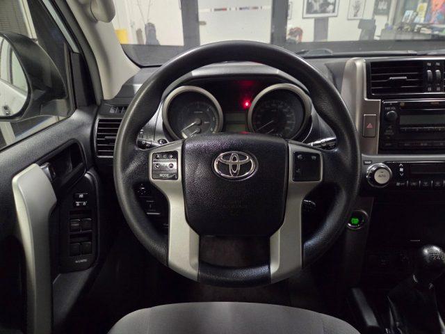 TOYOTA Land Cruiser 3.0 D4-D 5 porte MANUALE