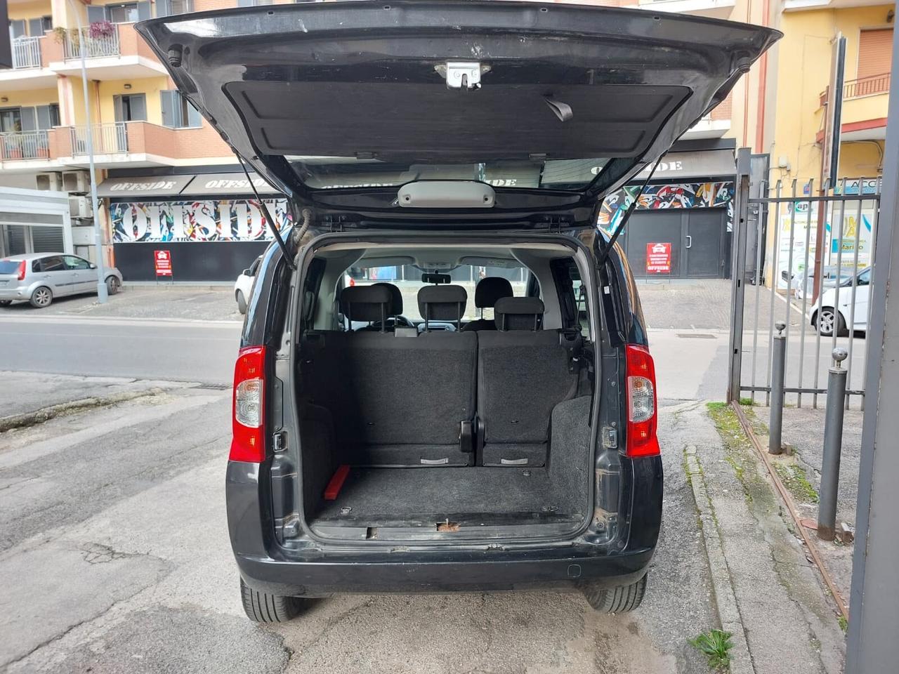 QUBO 1.3 Multijet Lounge Cat.Euro6