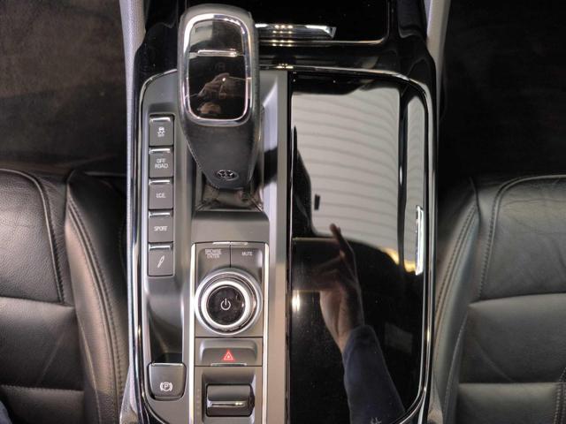 MASERATI Levante V6 AWD Gransport