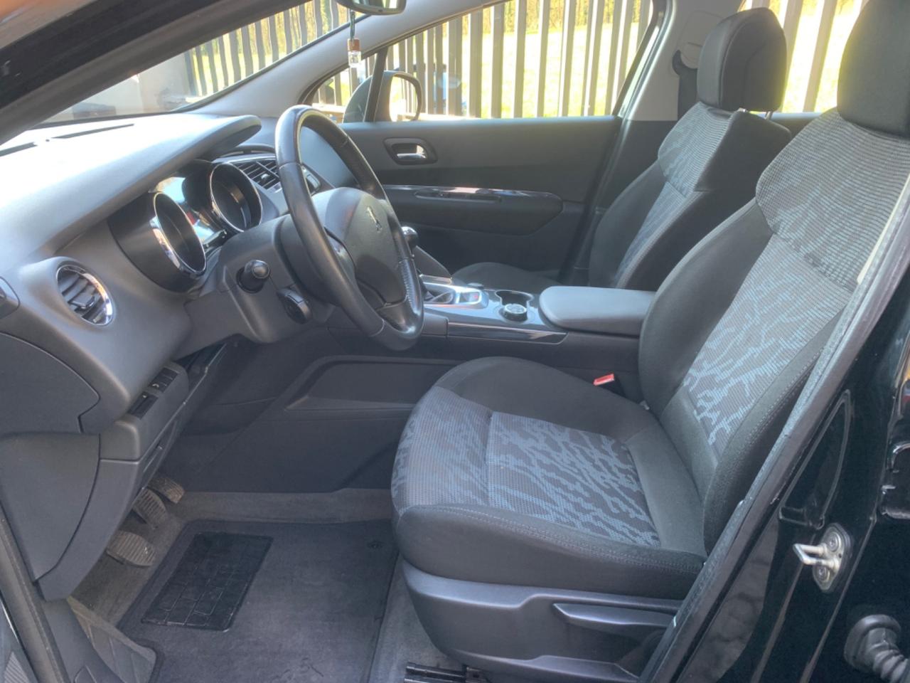 Peugeot 3008 2.0 HDi 150CV Business