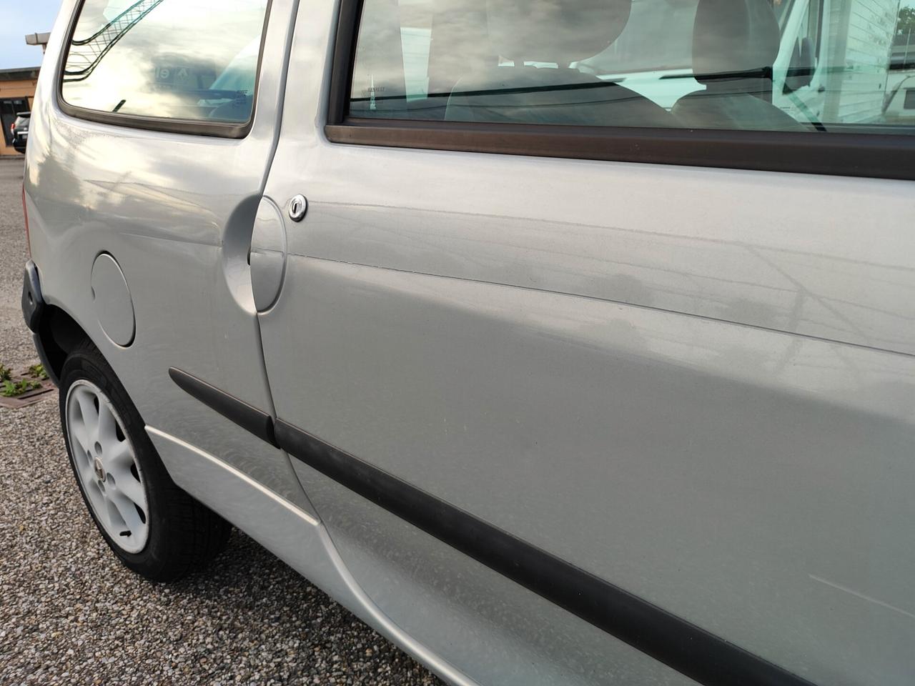 Renault Twingo 1.2i cat Ice