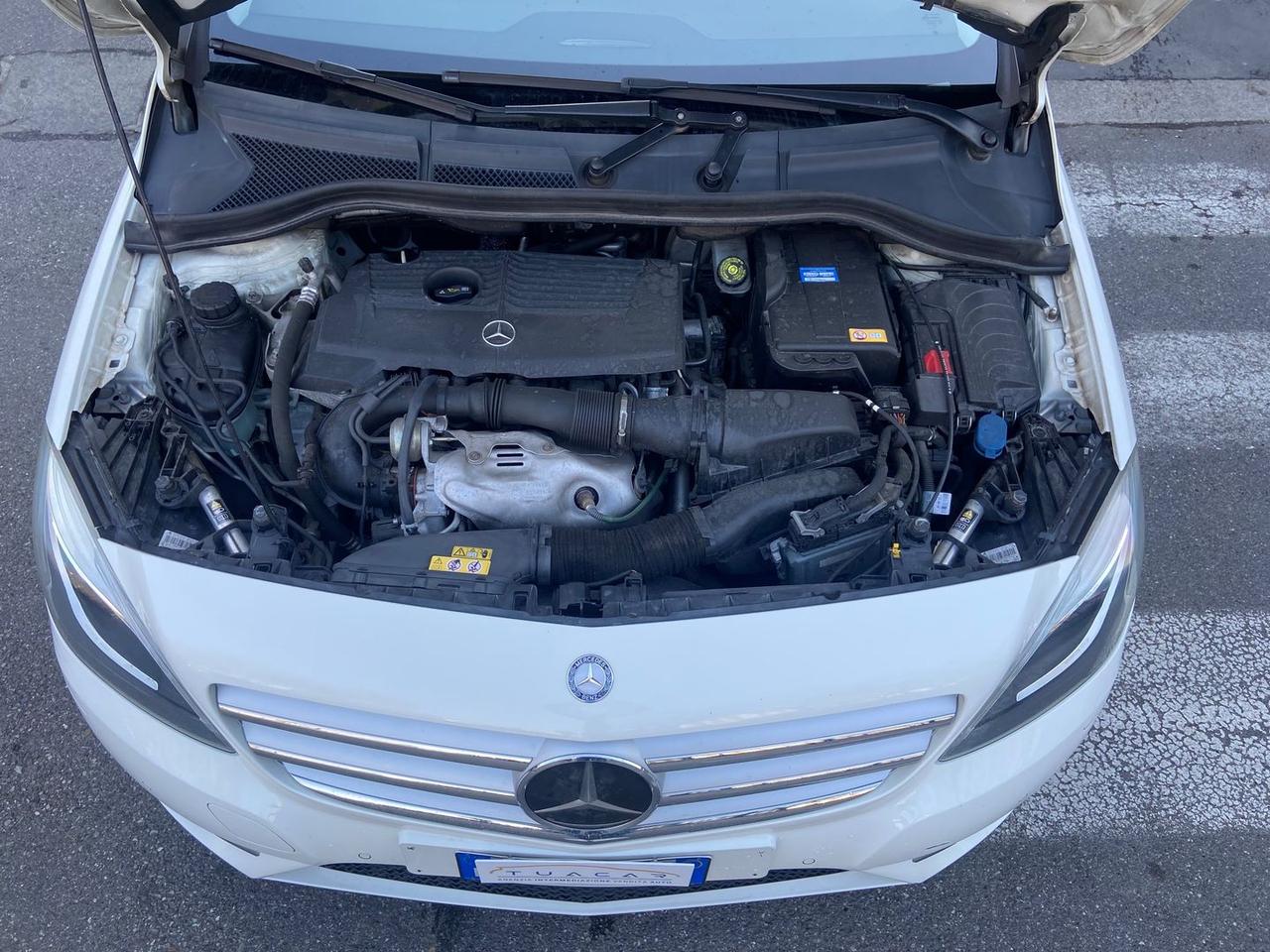 Mercedes-Benz B 180 Premium B 180 BlueEFFICI #9472