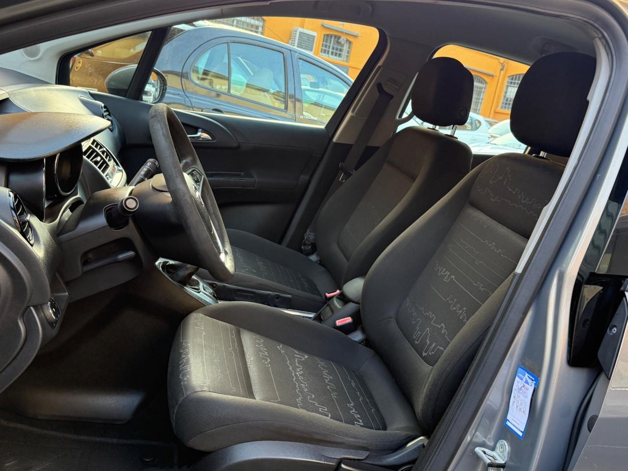 Opel Meriva 1.3 CDTI 95CV - Neopatentati