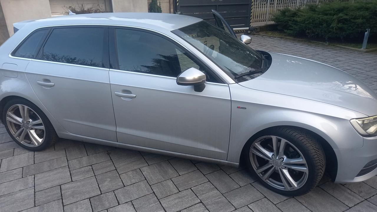 Audi A3 SPB 1.8 TFSI S tronic Ambition 5porte pachetto S-line