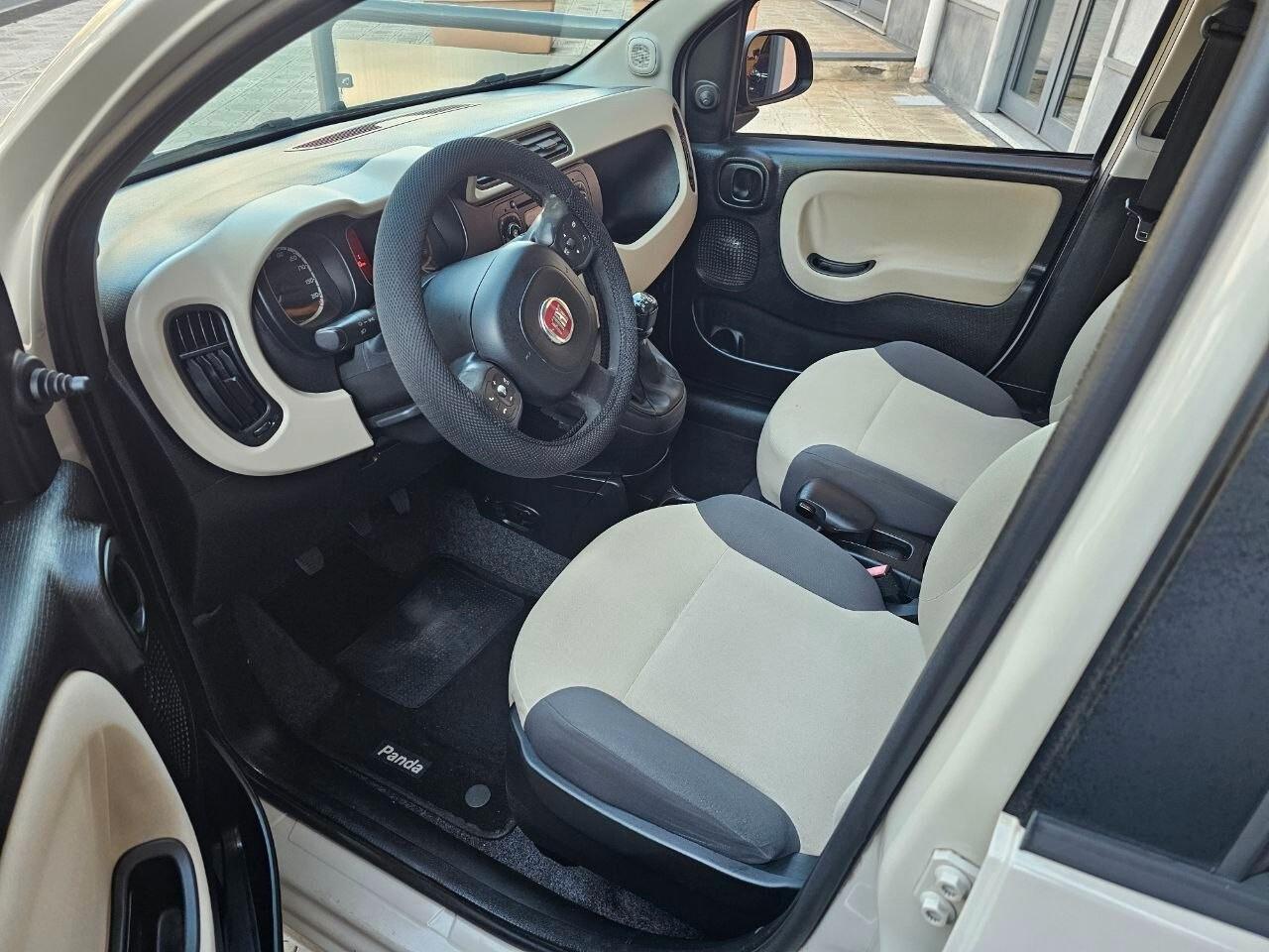 Fiat Panda 0.9 TwinAir Turbo Natural Power Lounge