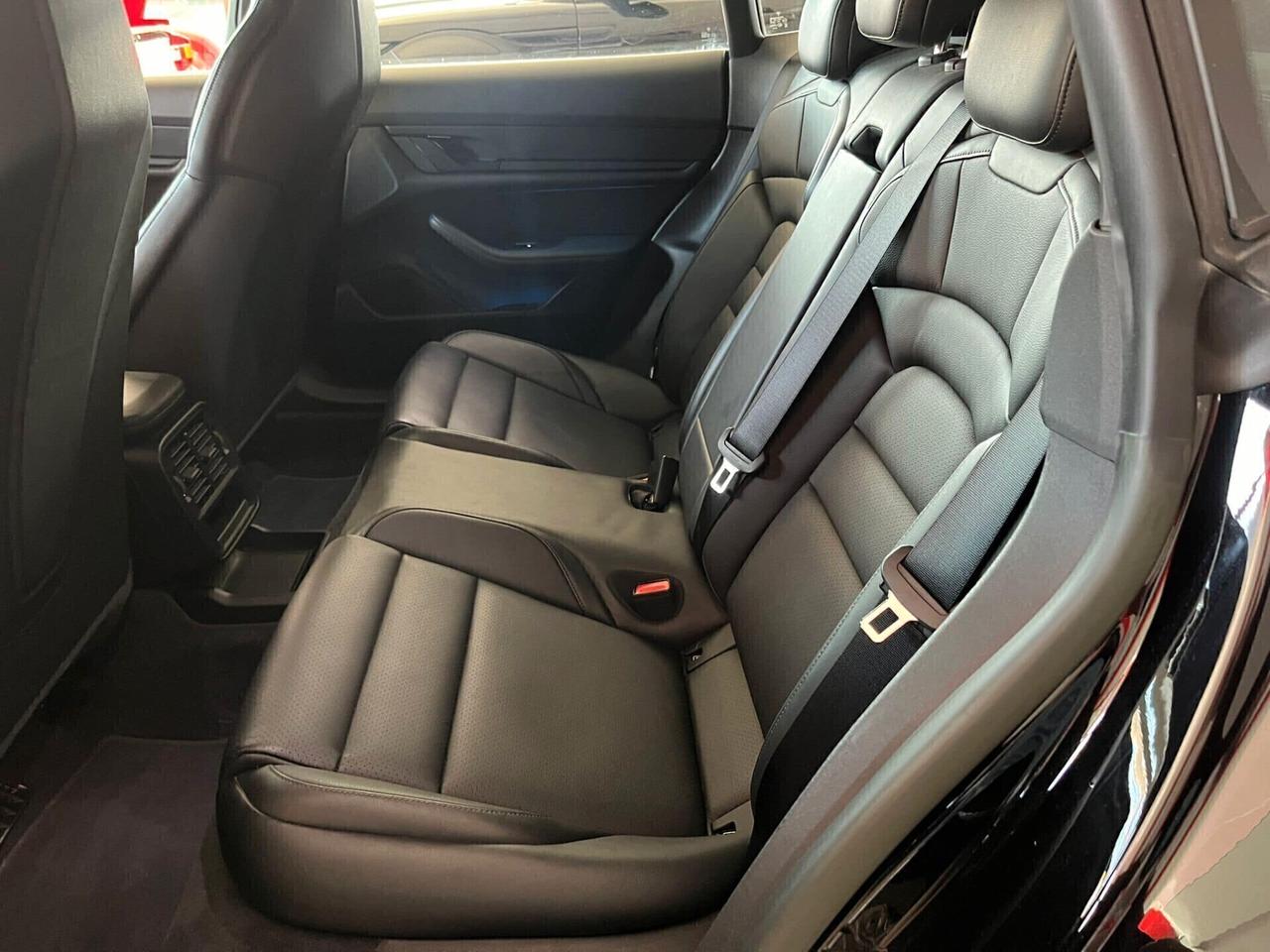 Porsche Taycan Sport Turismo IVA ESPOSTA PROMO FINANZIAMENTO