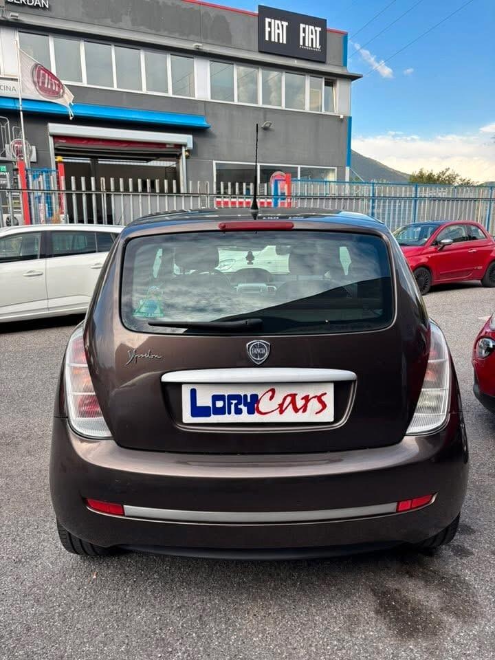 Lancia Ypsilon 1.4 Platino Ecochic GPL