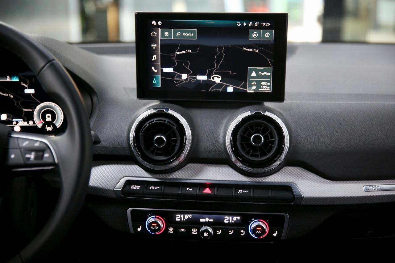 Audi Q2 Business Advanced 35 TDI S tronic