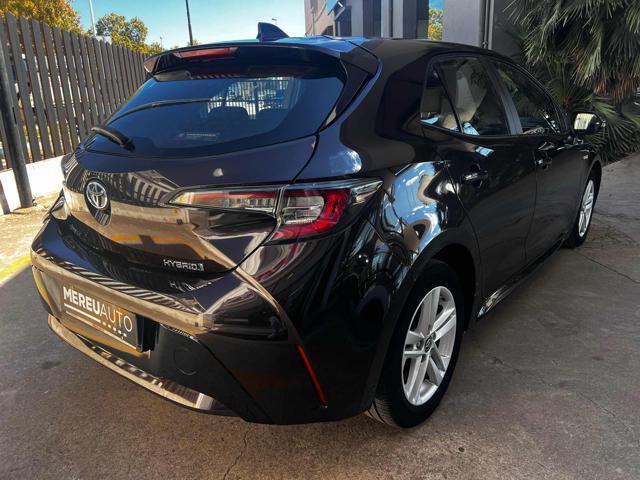 TOYOTA Corolla 1.8 Hybrid Active