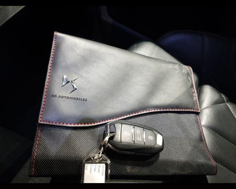 DS DS 7 1.6 225CV E-Tense Rivoli