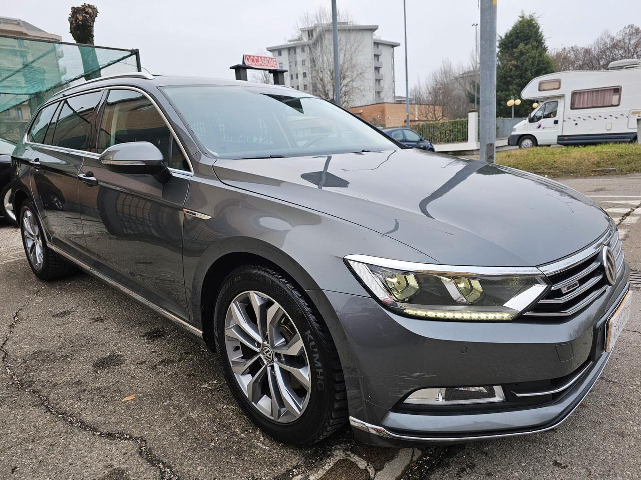 Volkswagen Passat Variant 2.0 TDI 190cv 4Motion*DSG*Navi*Tetto*Bi-Xeno*Cockpit*Euro6*