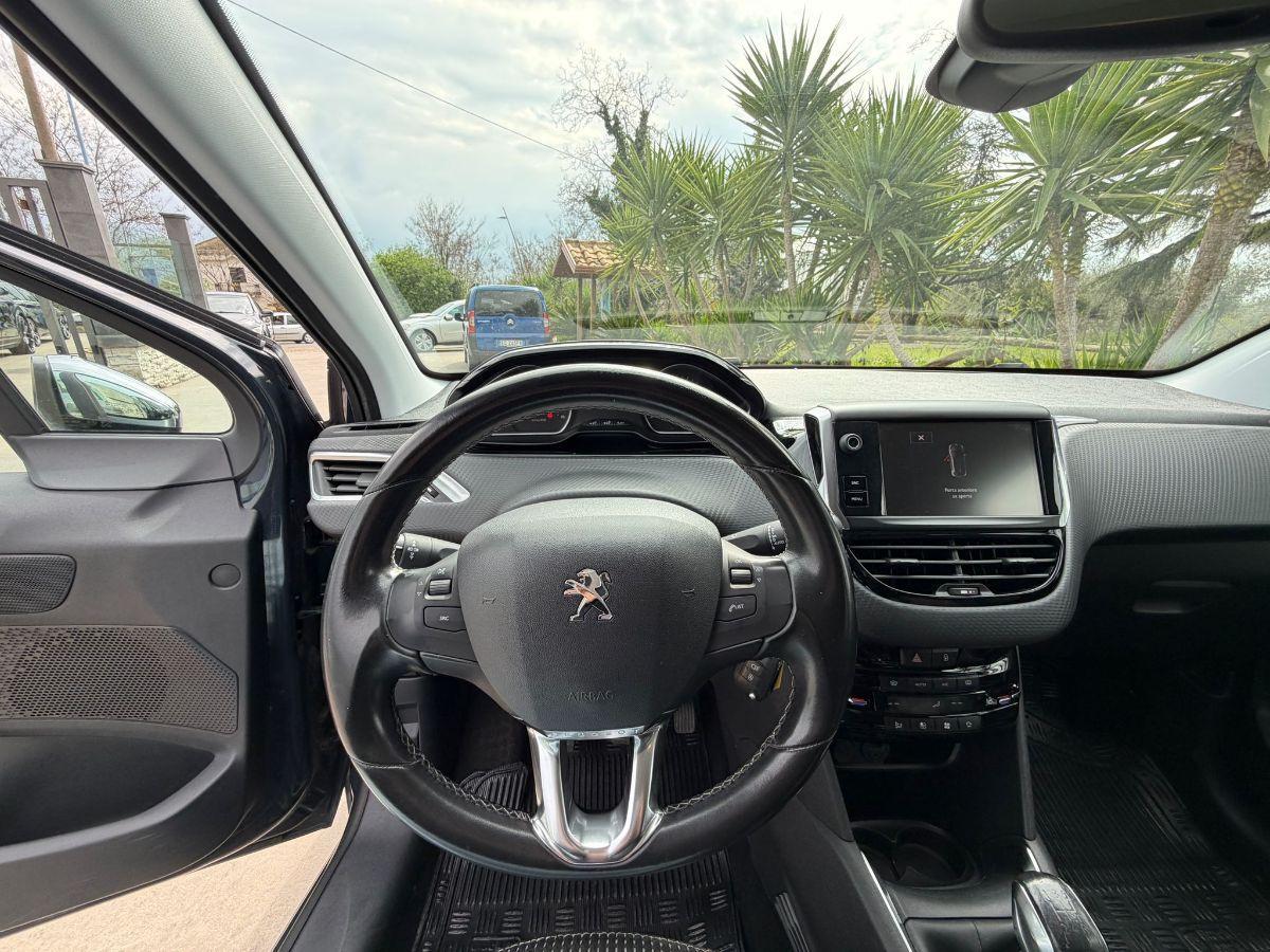 PEUGEOT - 208 - BlueHDi 100 5p. Allure