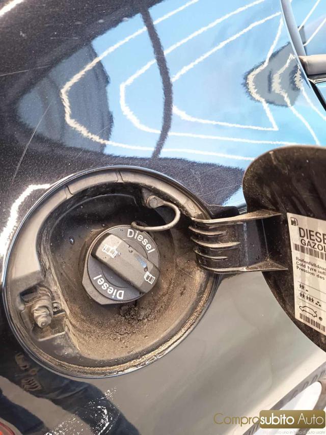 VOLKSWAGEN Golf 1.6 TDI DPF 5p. BlueMotion