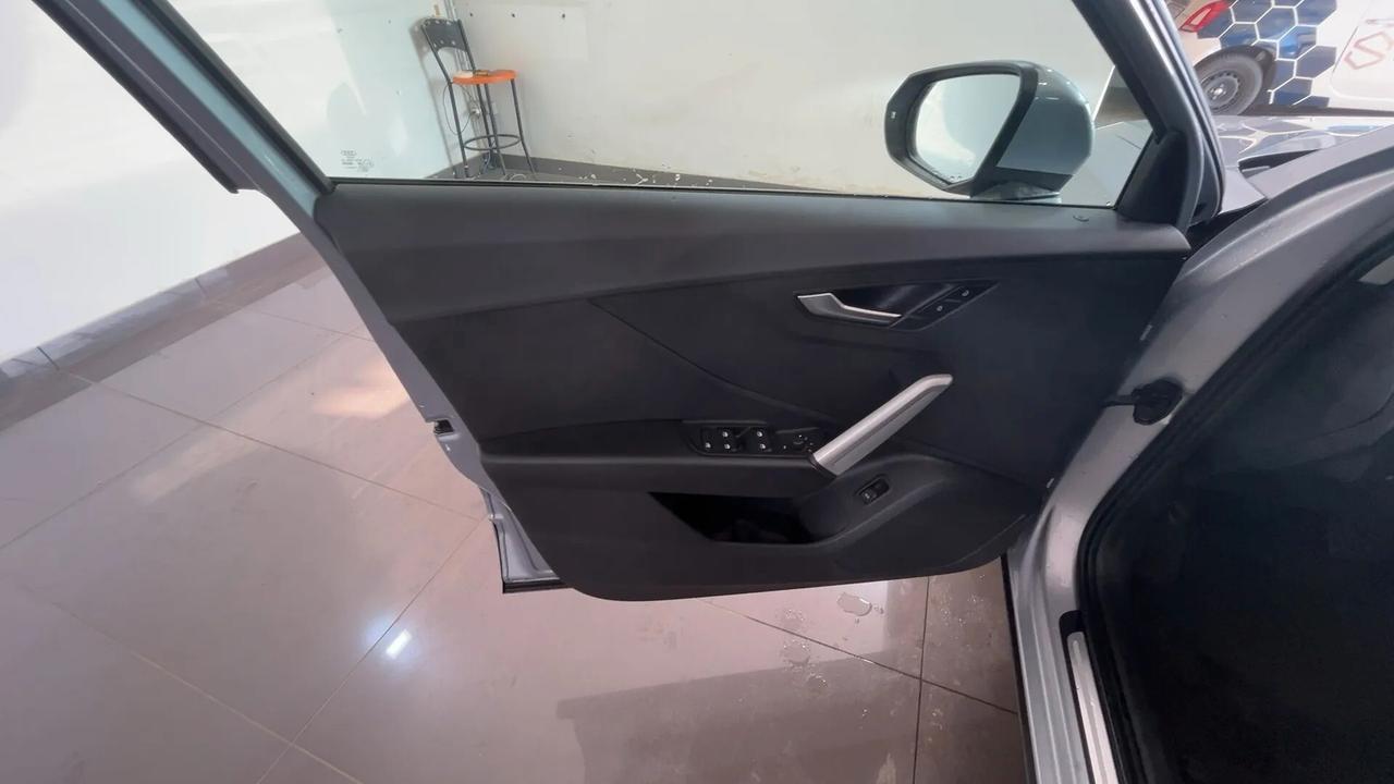Audi Q2 35 TFSI S tronic Business Advanced