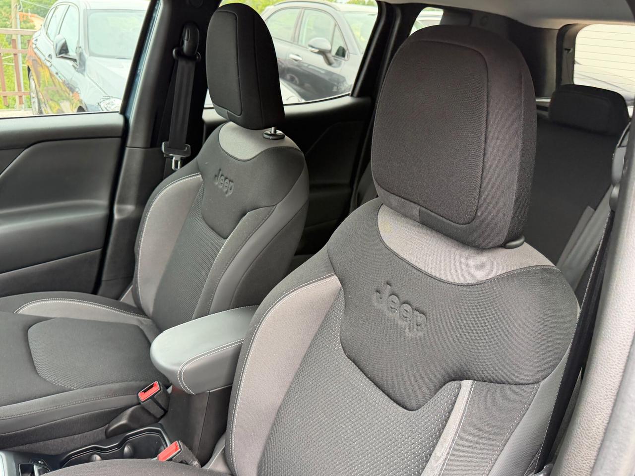Jeep Renegade 2WD 1.6 M.JET 130 cv. LIMITED (Fari Full Led)
