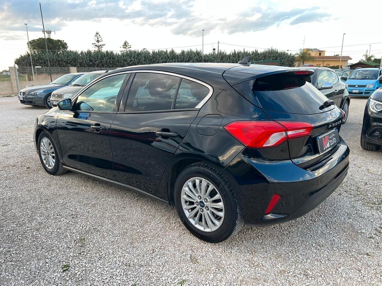 Ford Focus 1.5 TDCi 120 CV NAVI PARK LED CAM