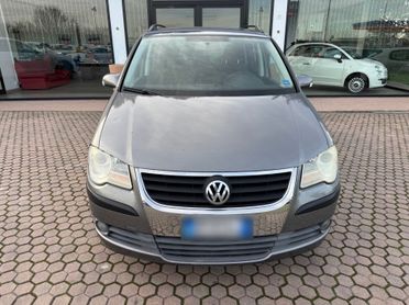 Volkswagen Touran 1.9 TDI 105CV DPF Conceptline OK NEOPATENTATI