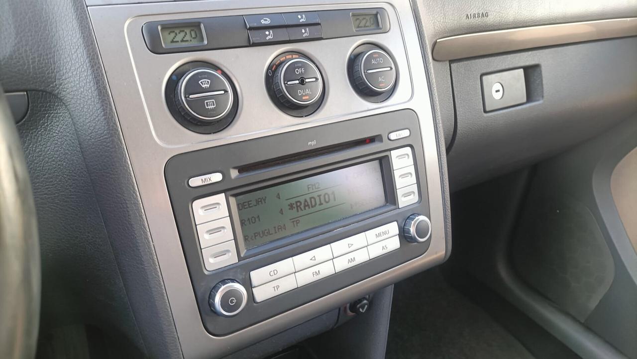Volkswagen Touran Cross 1.9 TDI 105CV 7 POSTI e GANCIO