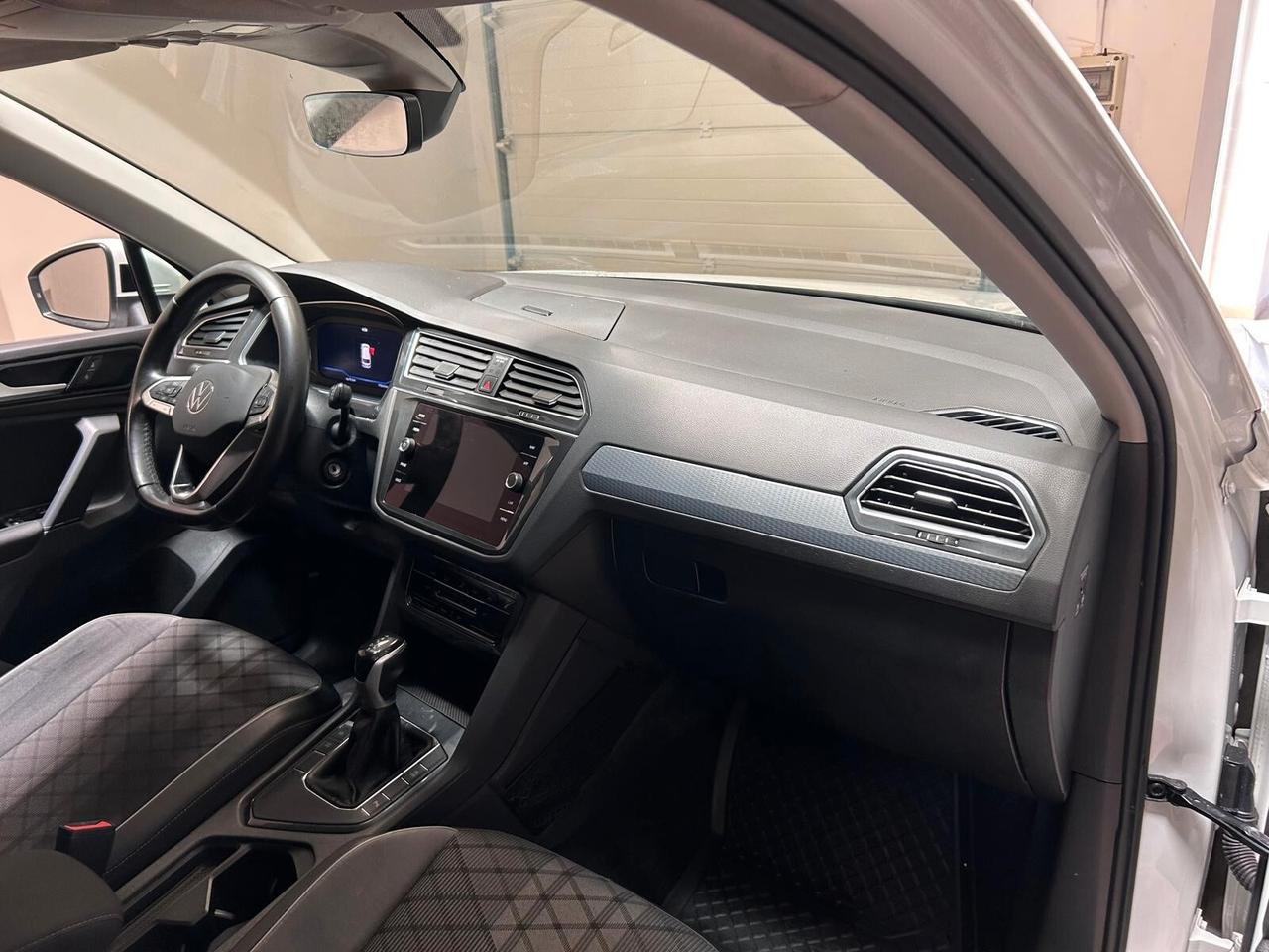 Volkswagen Tiguan 2.0 TDI 150CV SCR DSG 4MOTION R-Line