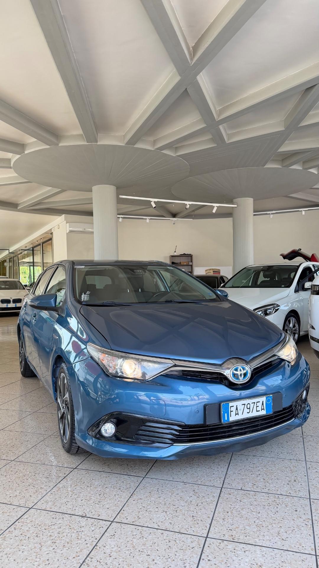 Toyota Auris Touring Sports 1.8 Hybrid Active