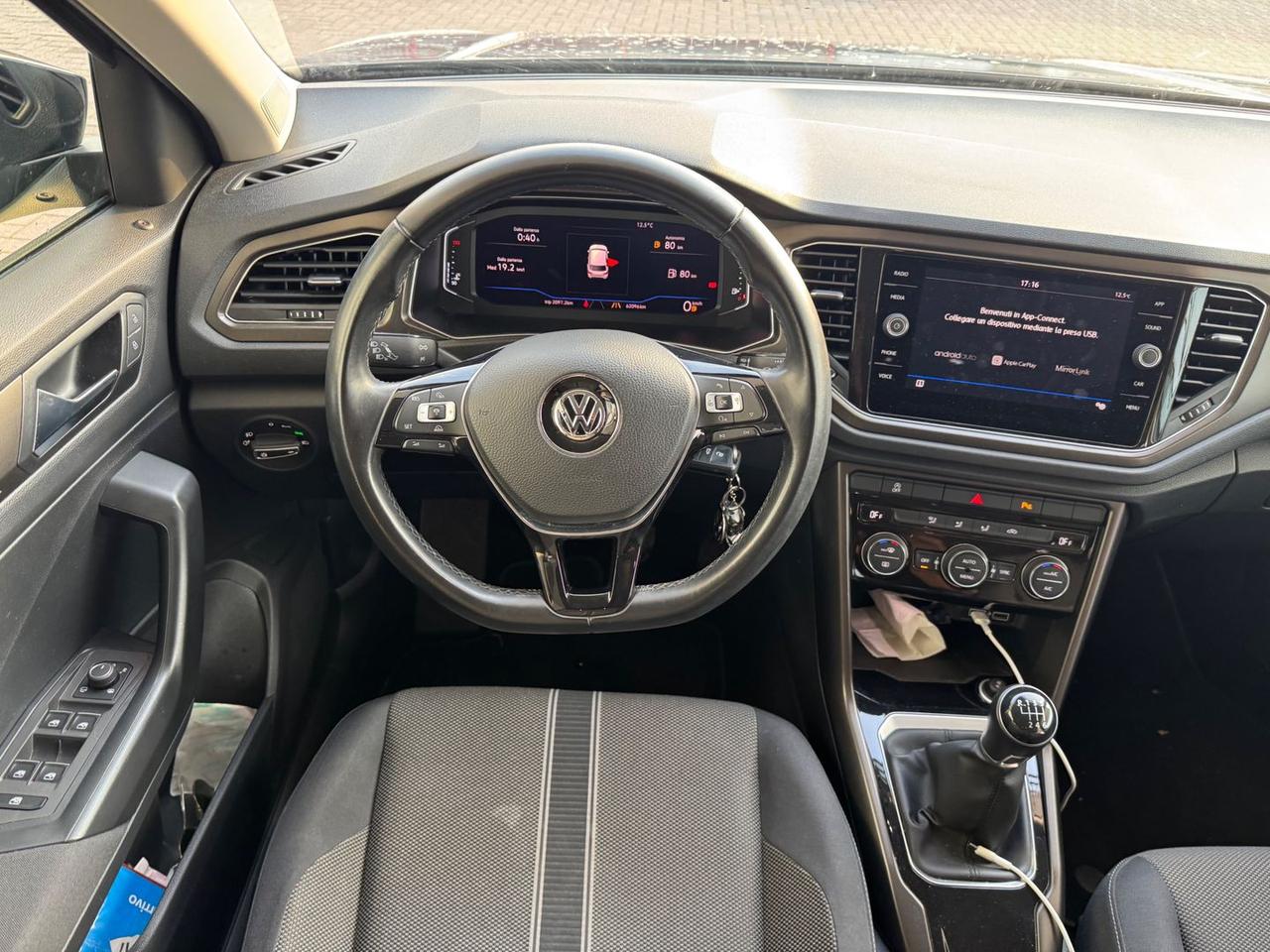 Volkswagen T-Roc Advanced 1.6 TDI #9828