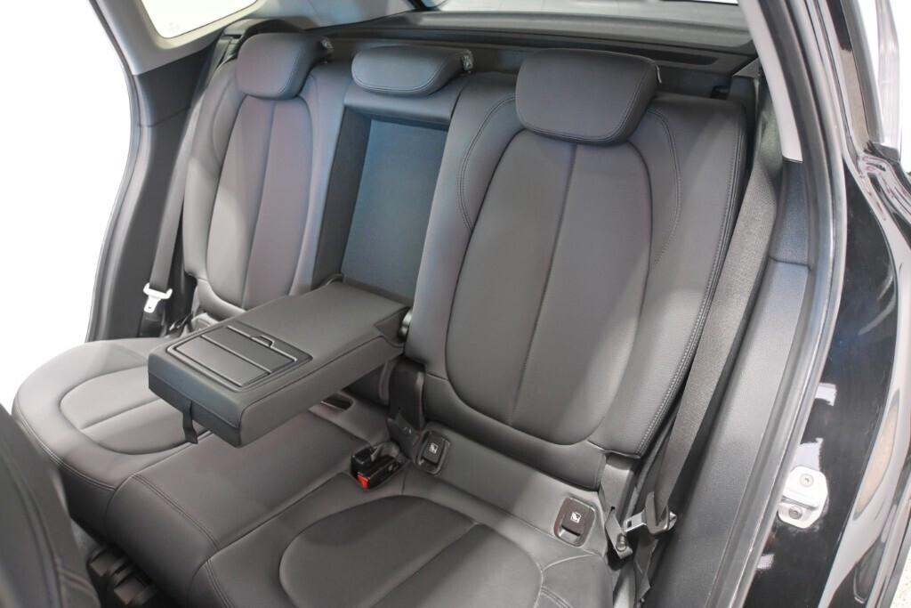 BMW X1 16D 115CV 6M. S-DRIVE BUSINESS ADVANTAGE ( CRUISE - PELLE - TETTO PANORAMICO APR. - NAVI - PARK ASSISTANT - TELECAMERA POST. )