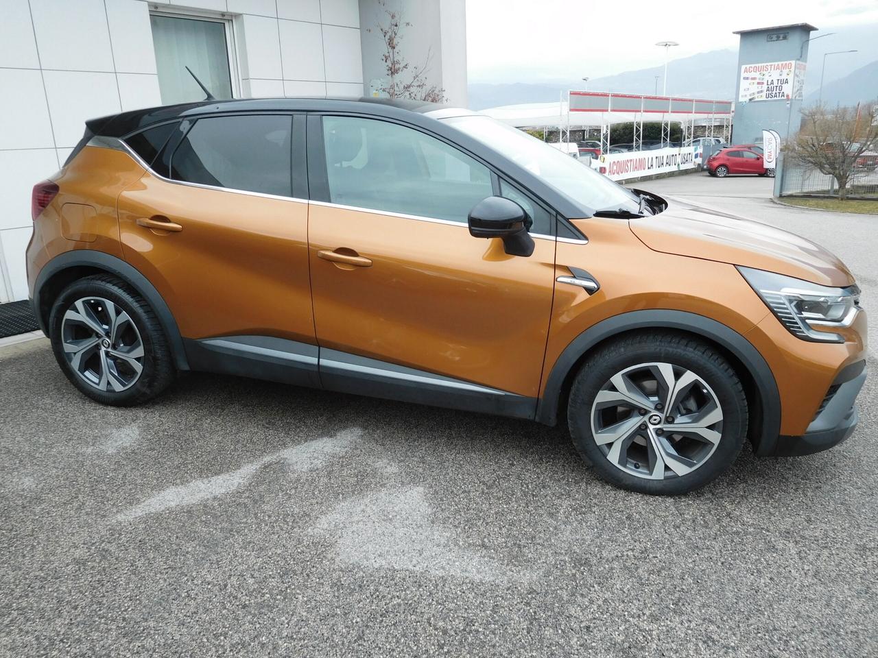 Renault Captur Hybrid E-Tech 145 CV RS Line