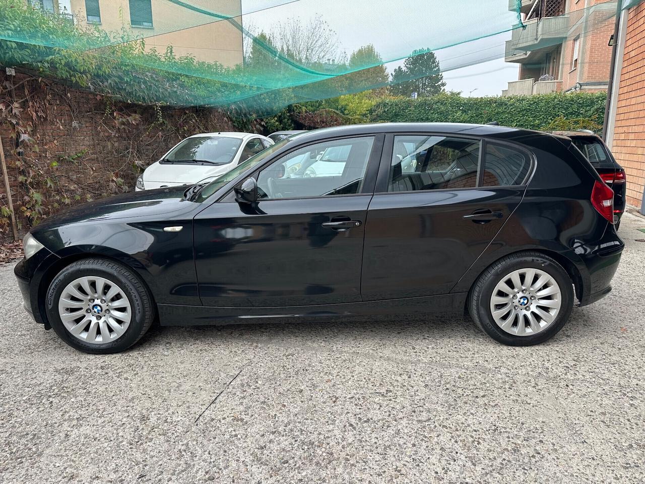 Bmw 116 116d 2.0 116CV cat 5 porte Futura DPF