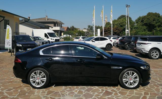 JAGUAR XE 2.0 D Turbo 180 CV AWD aut. R-Sport