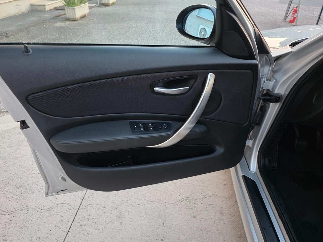 Bmw 118 118d cat 5 porte Futura DPF SOLO 130.000 KM