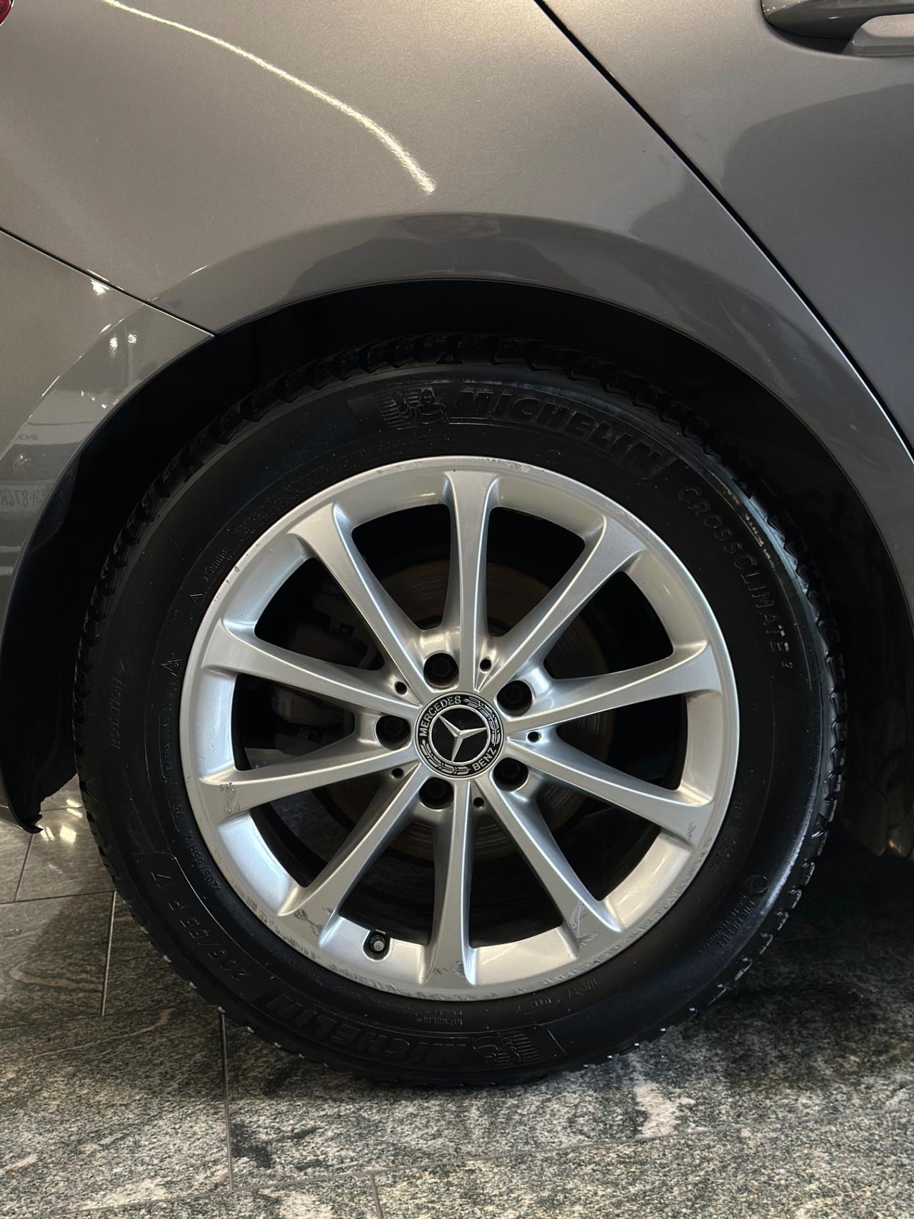 Mercedes-benz A 180 d Business Extra