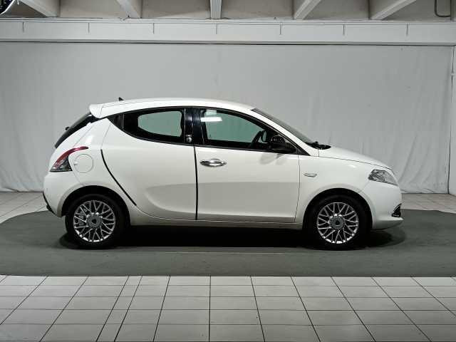 Lancia Ypsilon 1.2 69 CV 5 porte GPL Ecochic Gold