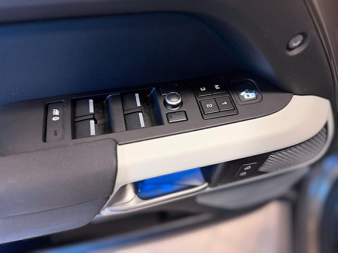 Land Rover Defender 110 2.0 SD4 240CV AWD Auto SE