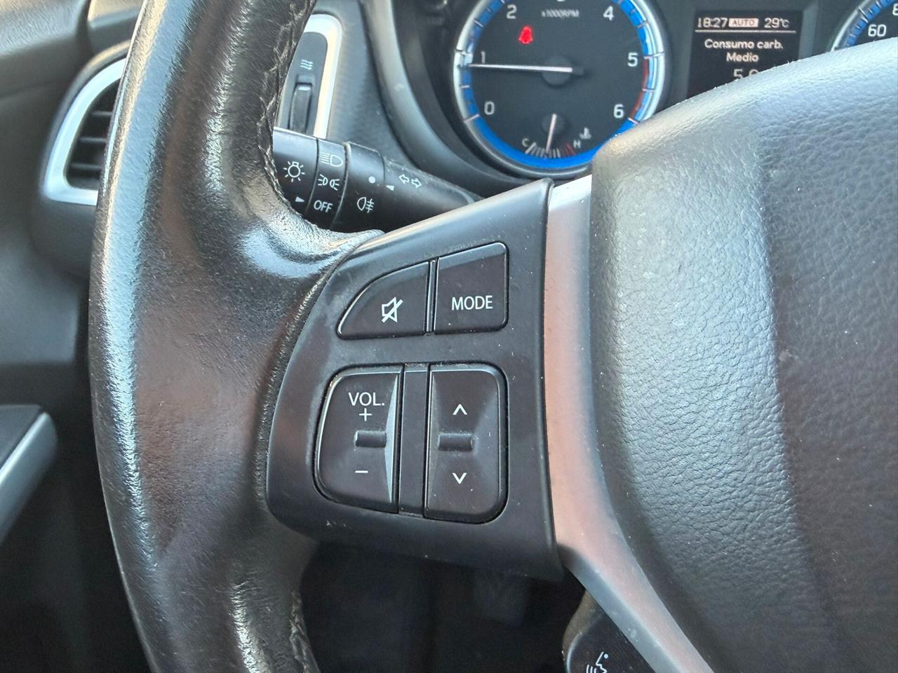 Suzuki S-Cross 1.6 DDiS 4WD All Grip Style